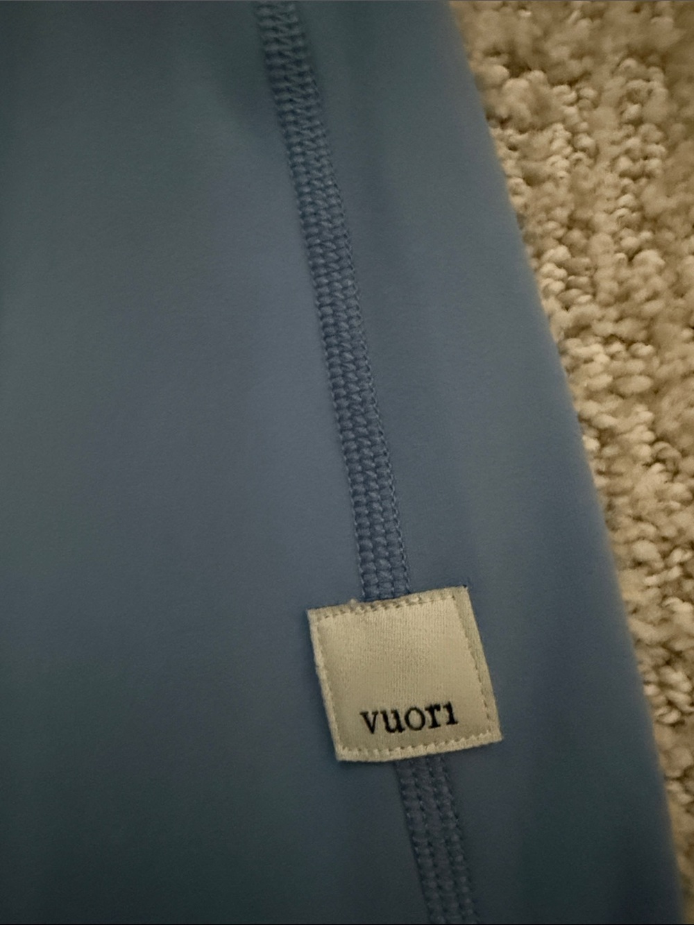 Vuori Dusty Blue Leggings - Stretch Athletic Bottoms - Picture 3 of 3
